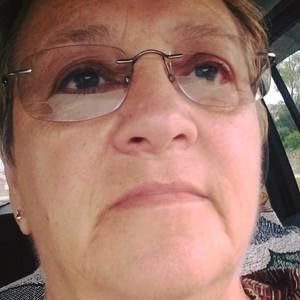 Meet your Posher, Beverly